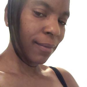 Meet your Posher, Carla